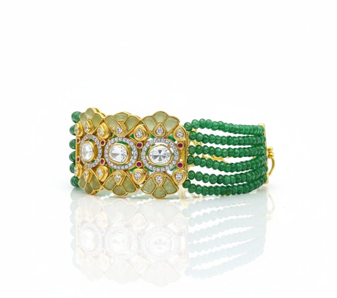 Royal Emerald Beaded Kundan Bracelet