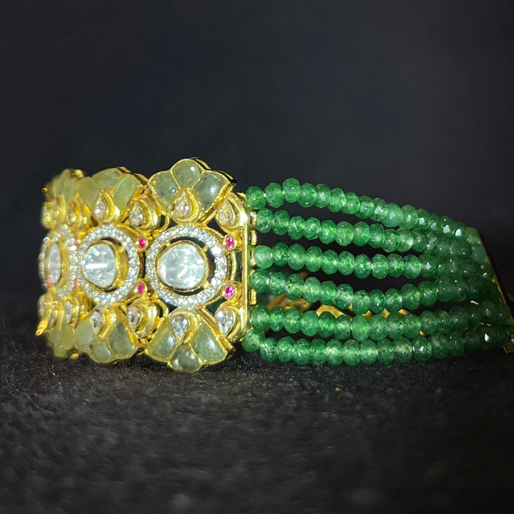 Royal Emerald Beaded Kundan Bracelet