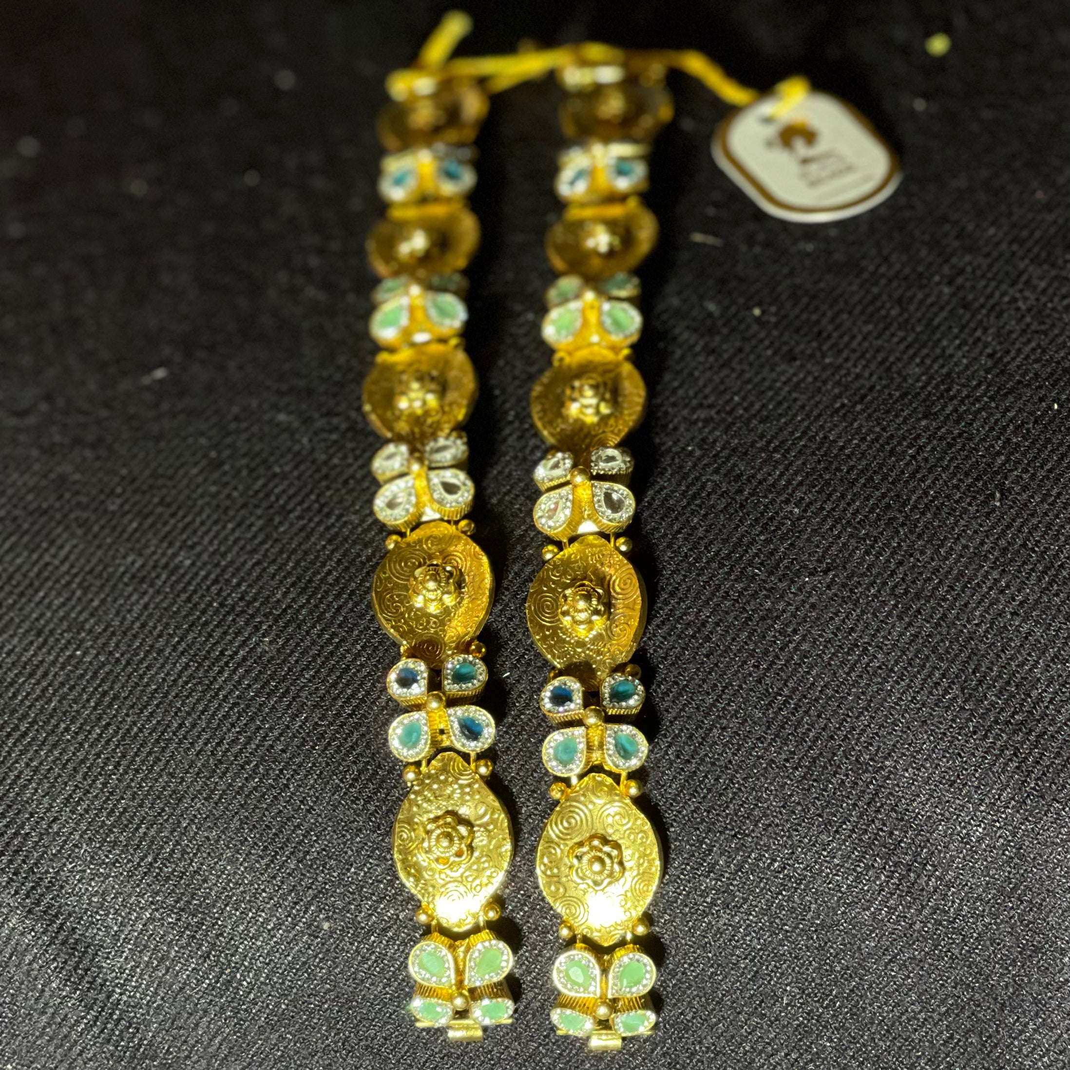 Antique Finish Floral Motif Bracelet Set (Pair)