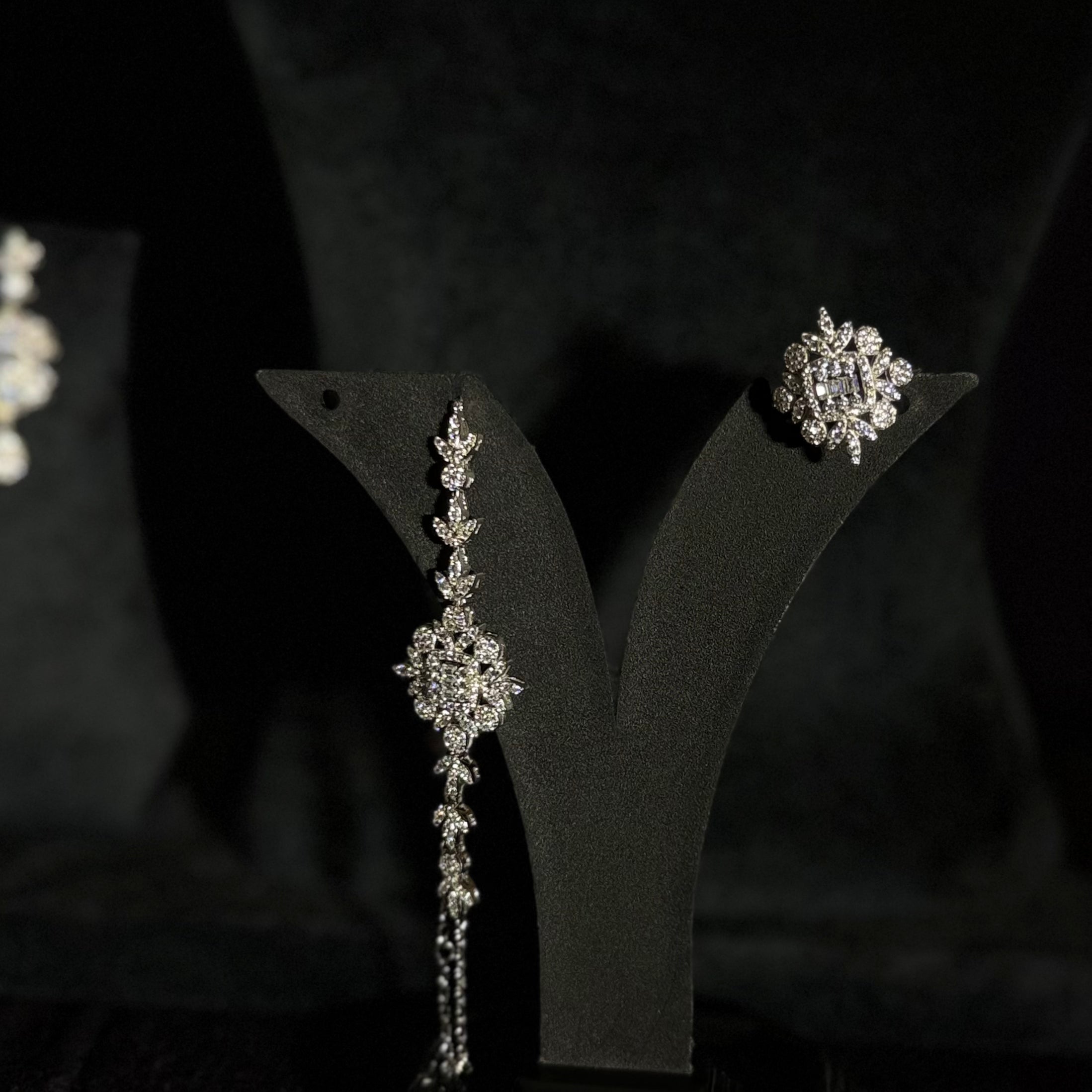 Silver Base Polish Diamond-Style Jewellery Set