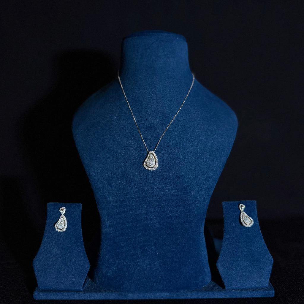 Silver Base Teardrop Pendant Jewellery Set