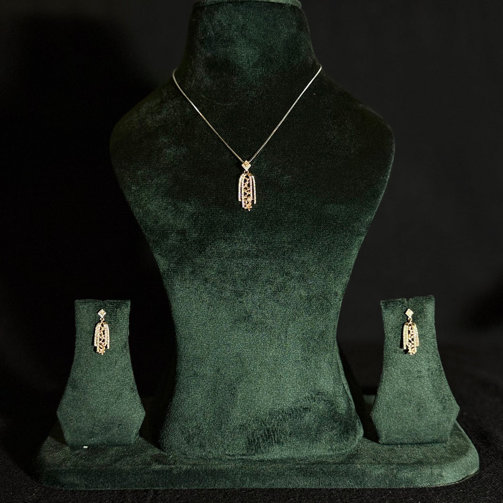 Silver Base Elegant Drop Pendant Jewellery Set