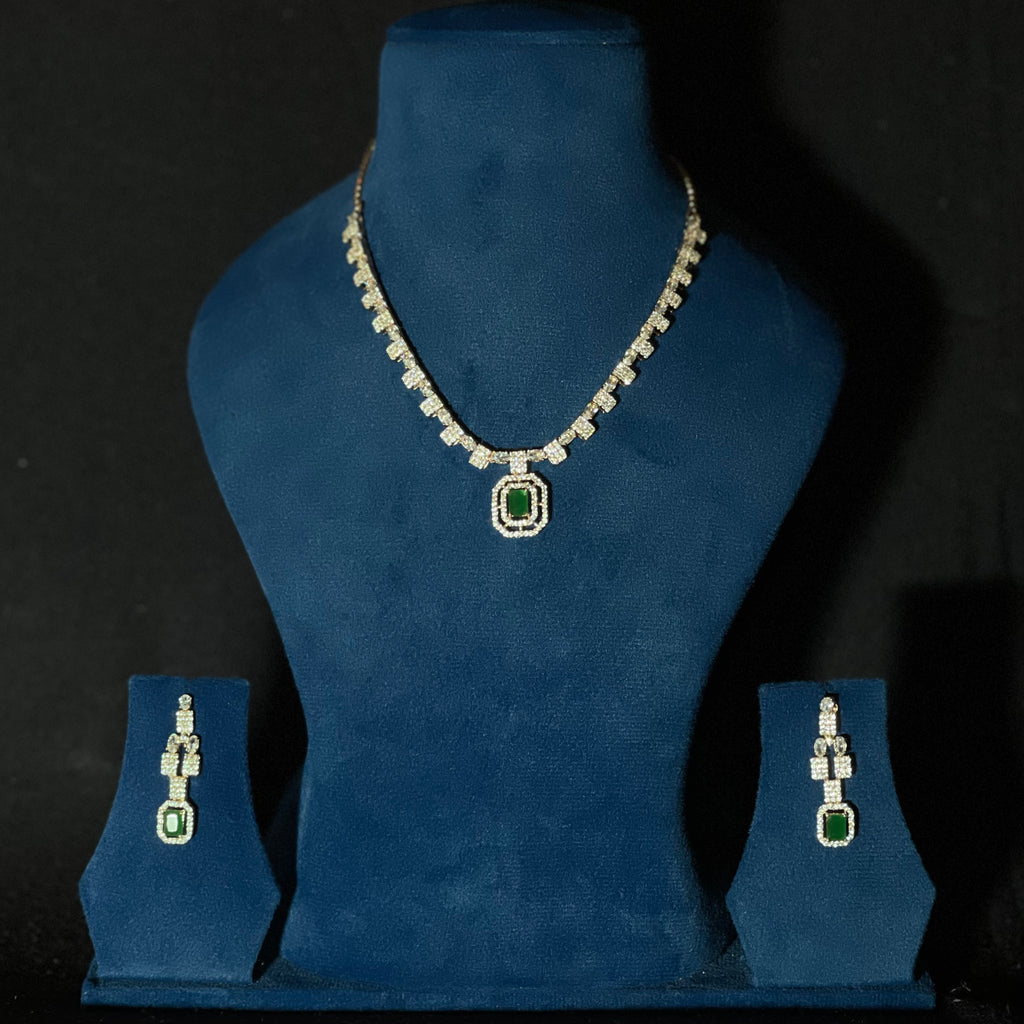 Royal Emerald-Style Silver Necklace Set