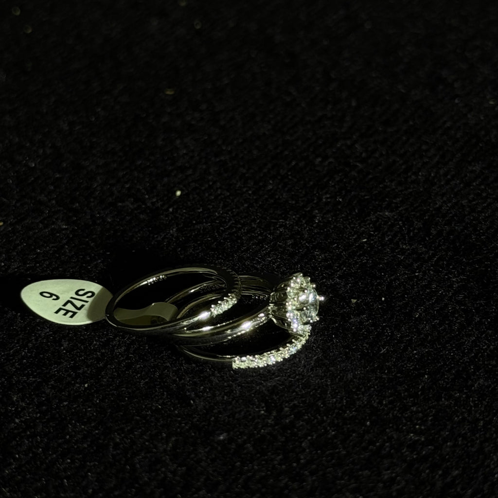 Floral Sparkle Diamond-Style Ring