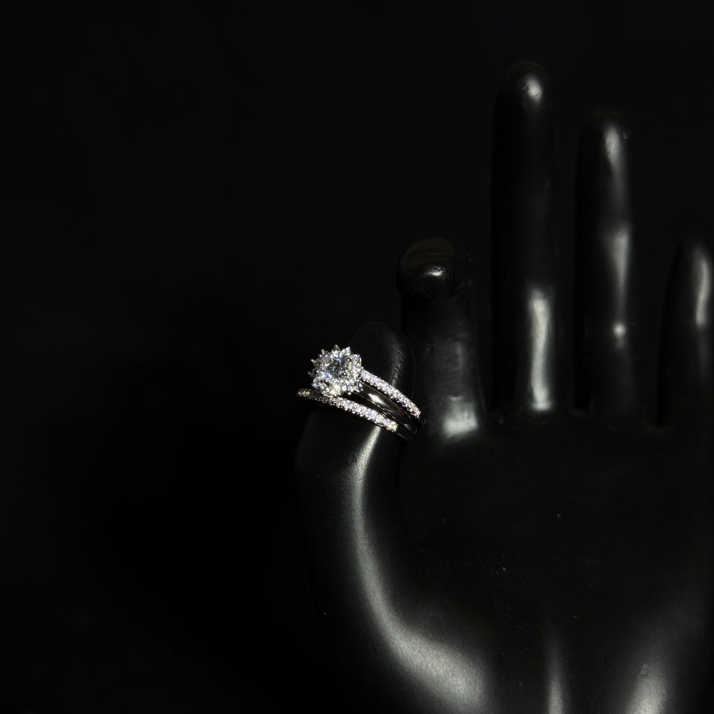 Floral Sparkle Diamond-Style Ring