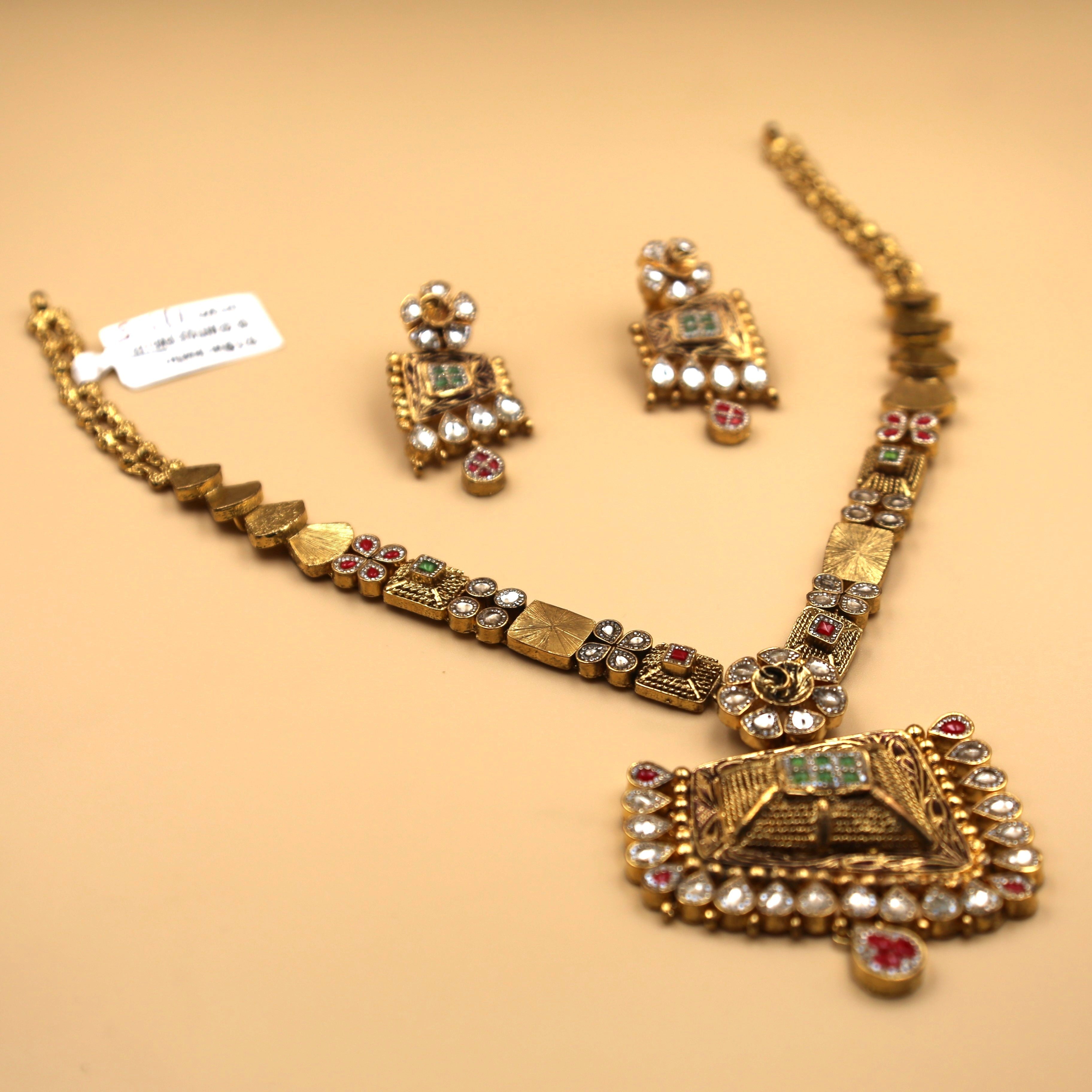 Necklaces for Women NCL282