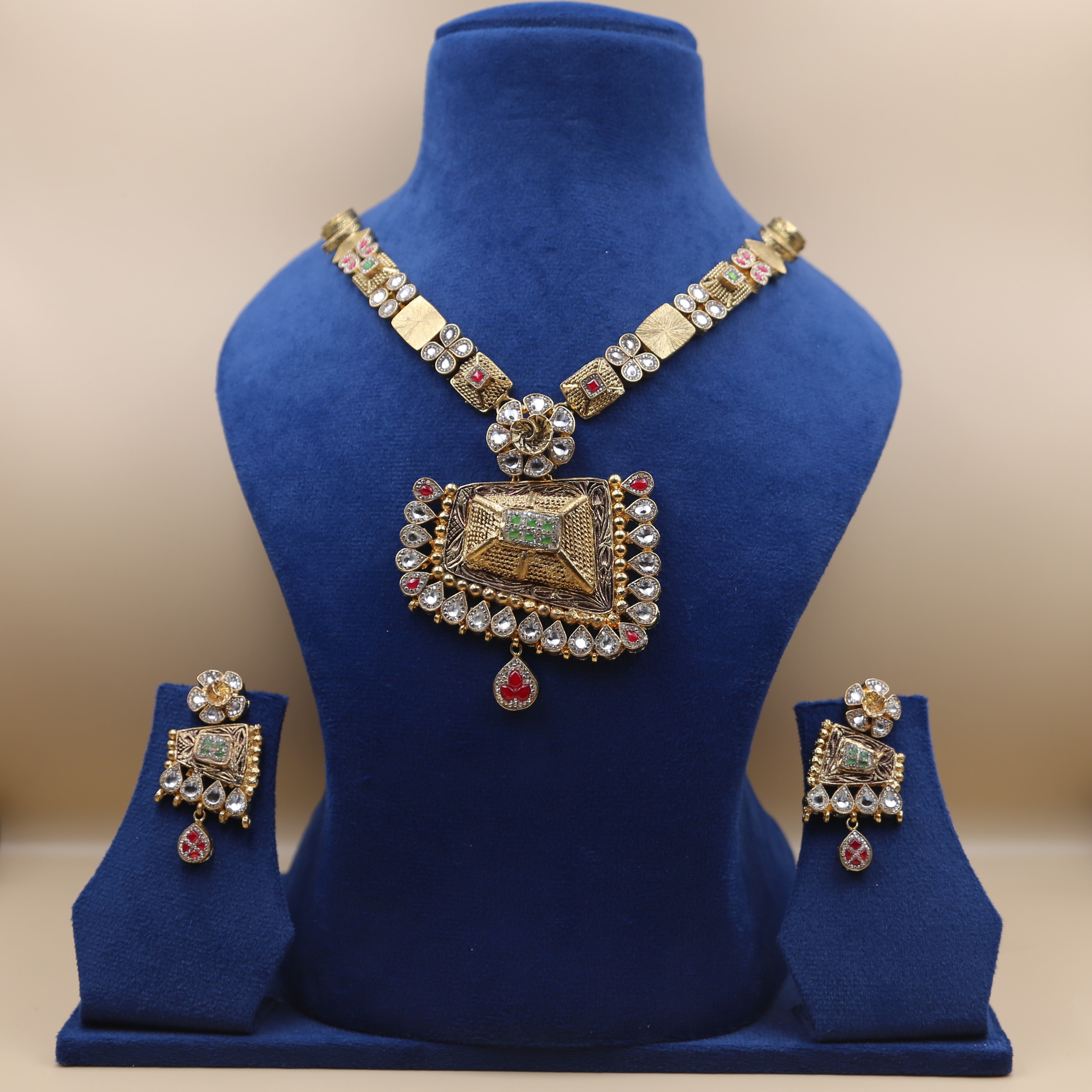 Necklaces for Women NCL282